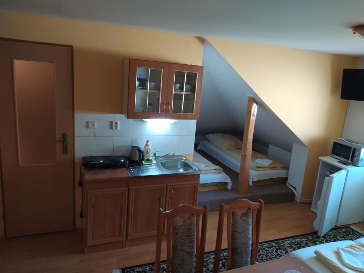 Chalupa Pod Lipami Terchová Esterno foto