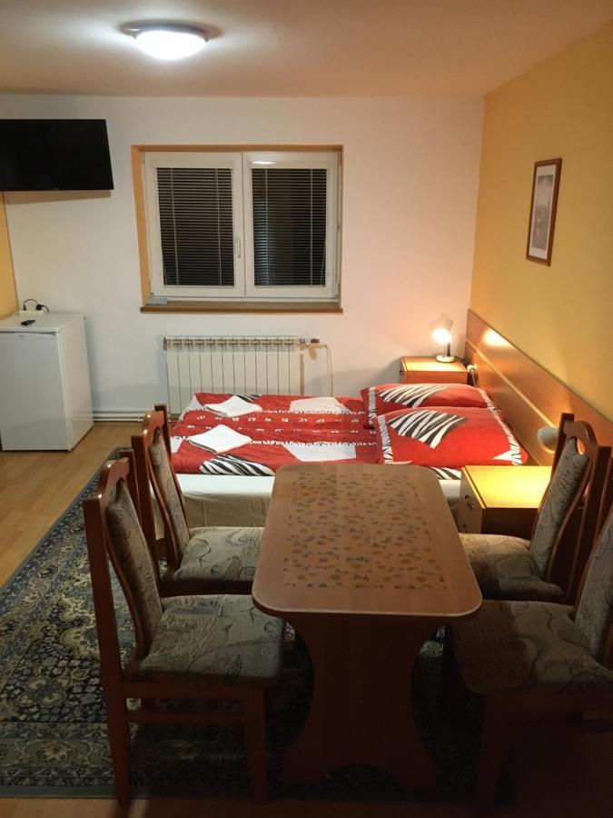 Chalupa Pod Lipami Terchová Esterno foto